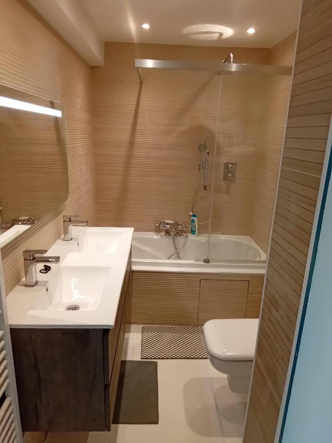 Liege Centre Mediacite Appartement Possible Parking Terrasse Immense 8Eme Pour 2 Personnes Экстерьер фото